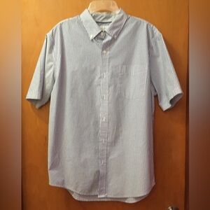 Men's Short Sleeved Blue Striped Button-Down Shirt